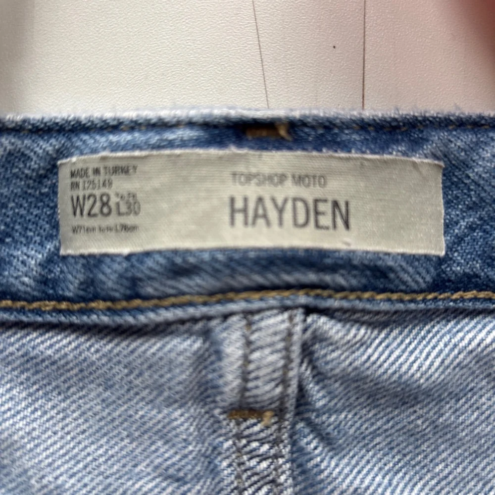 TopShop Moto Womern Distressed Jeans HAYDEN Size 28